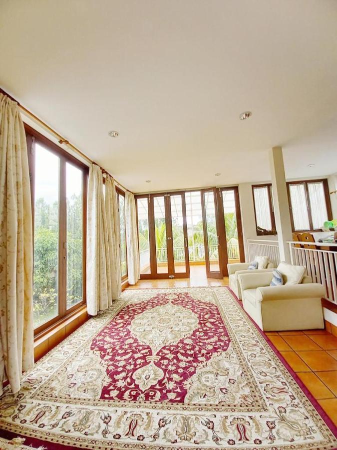 Villa Gathering Yuni Syahla Citaringgul Exterior photo